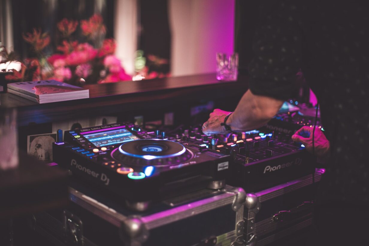 dj de mariage en Normandie