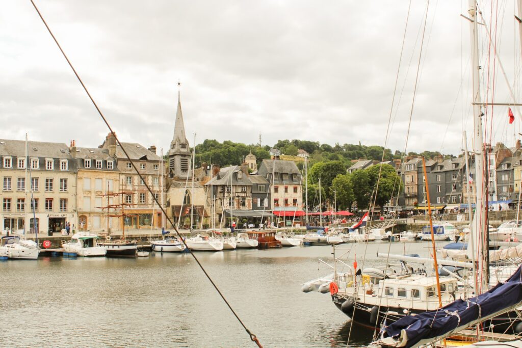 Port de Honfleur en Normandie